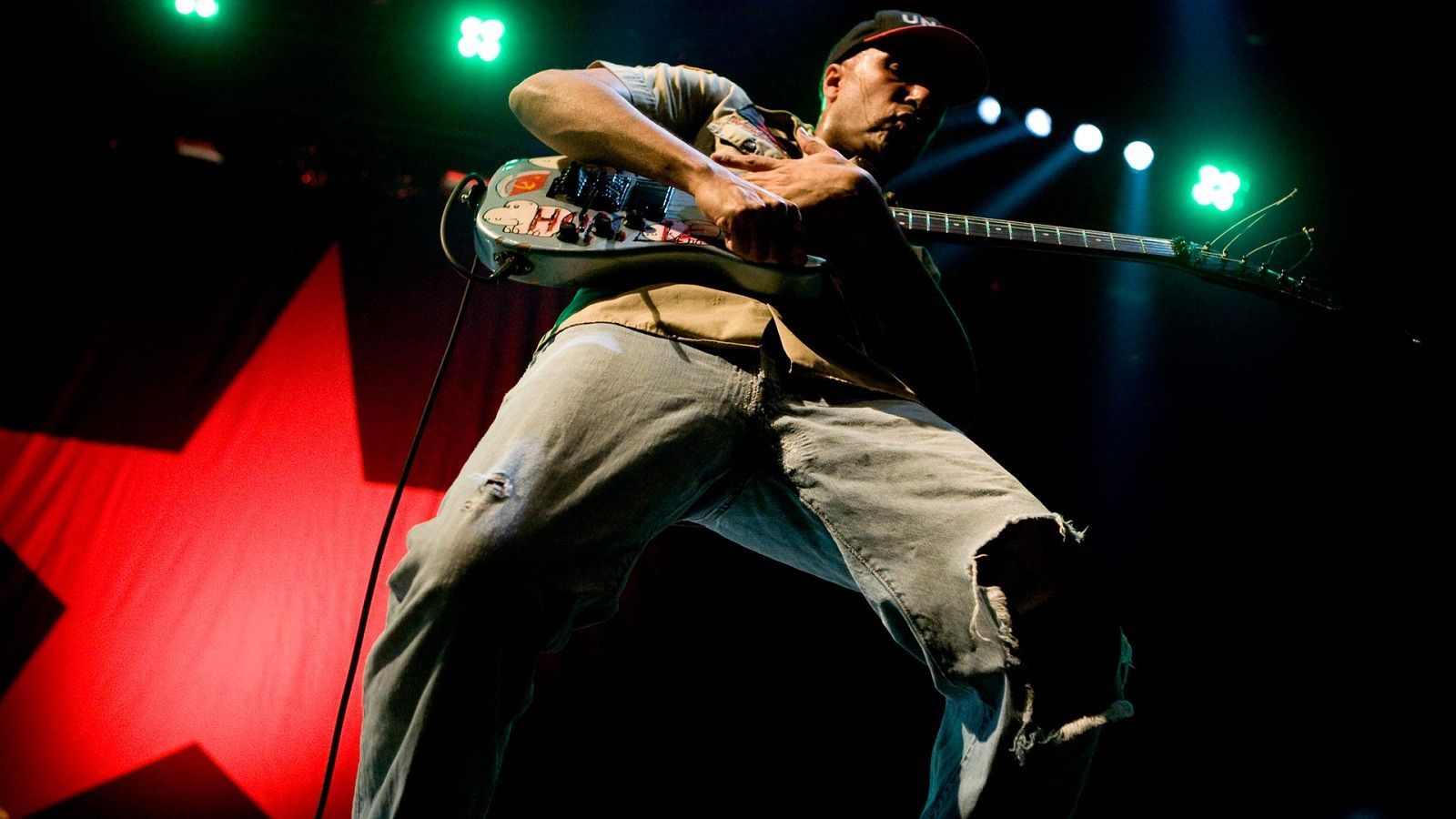 1600x900 Download Tom Morello wallpaper