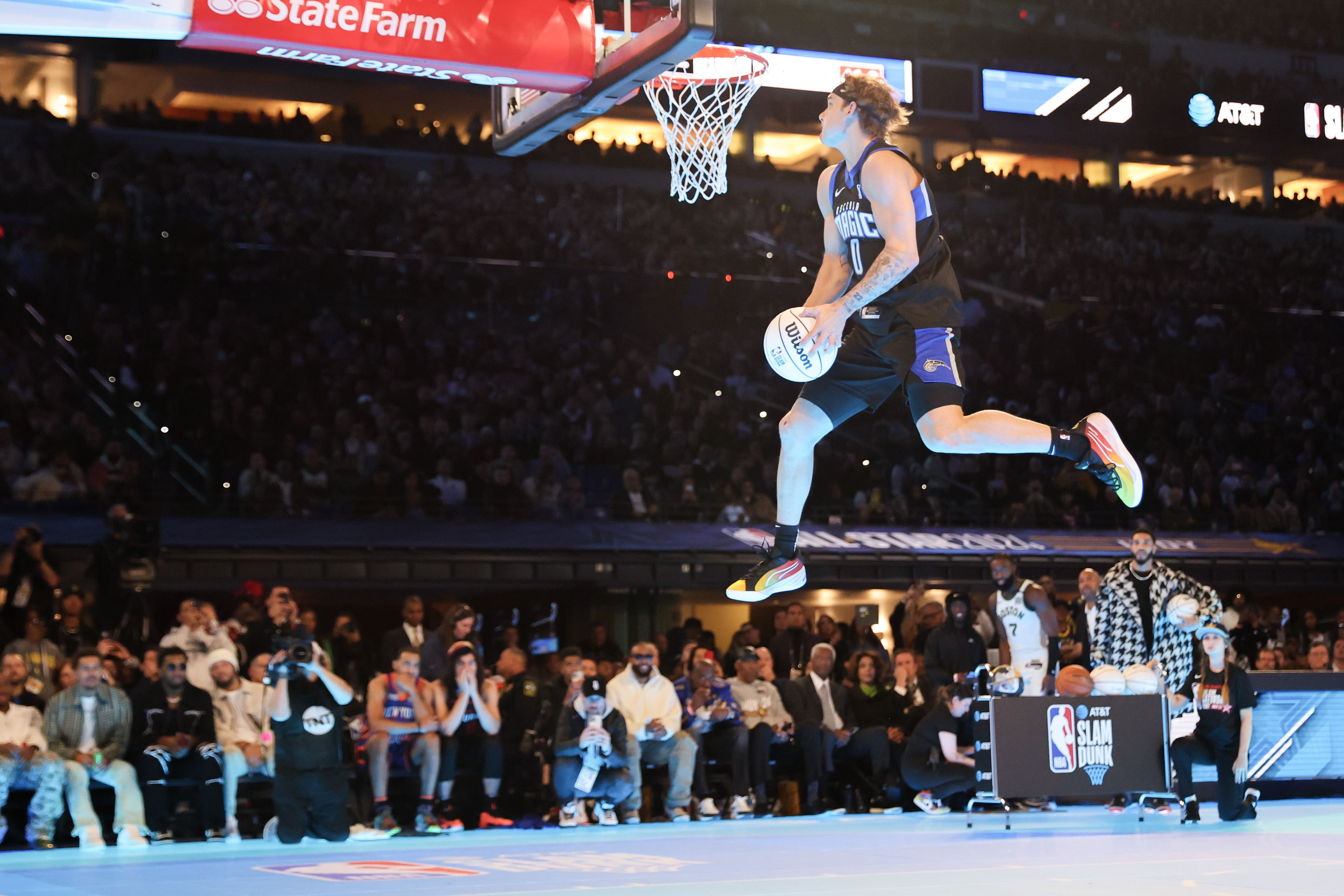 4655x3103 NBA Slam Dunk Contest: The posterizing