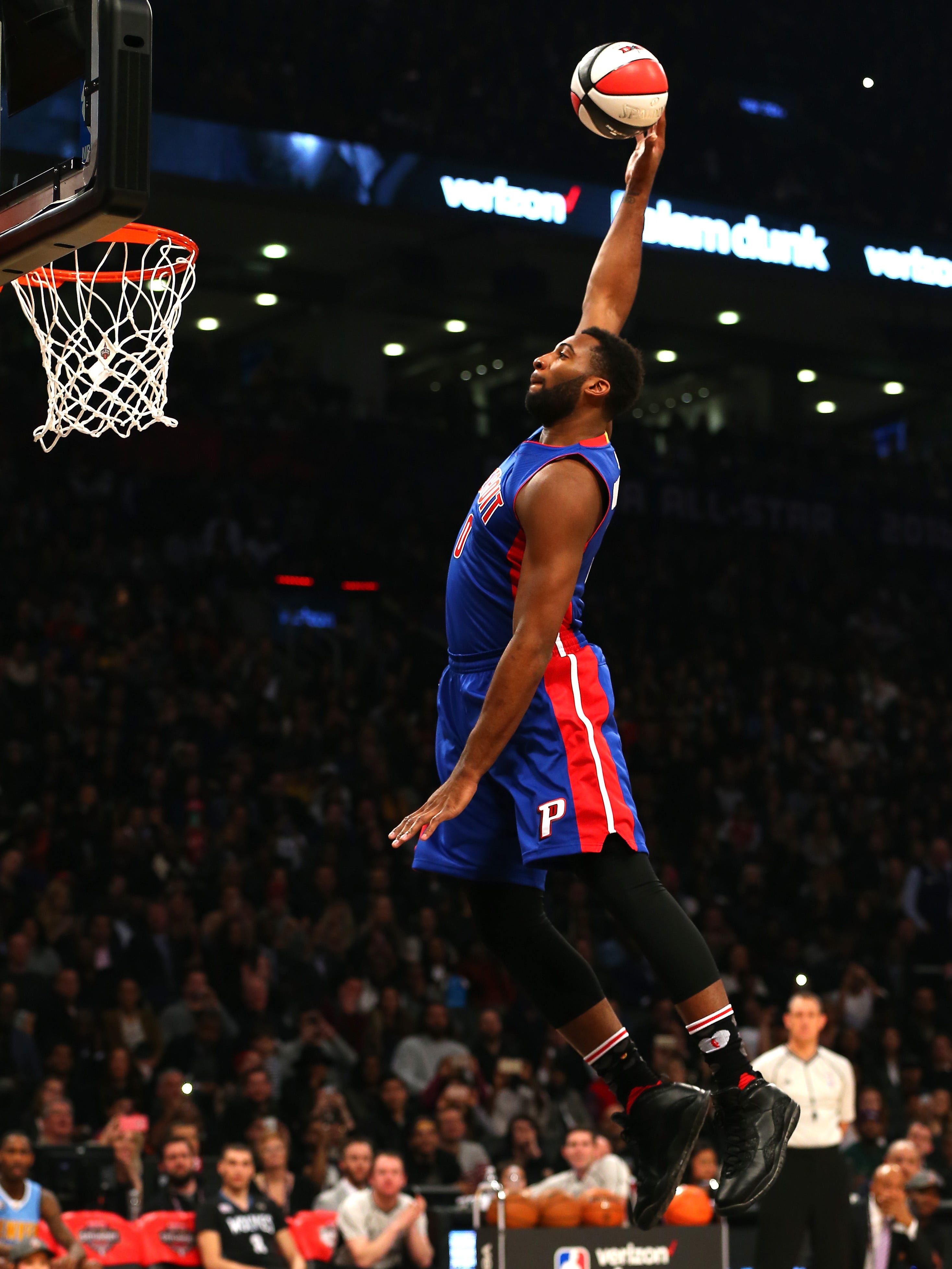 2936x3914 NBA Slam Dunk Contest