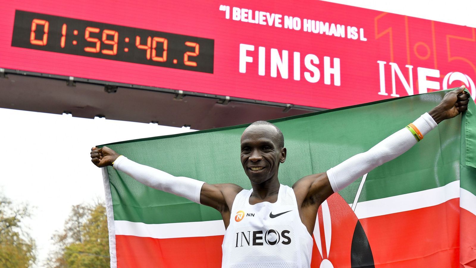 1600x900 London Marathon: Eliud Kipchoge to
