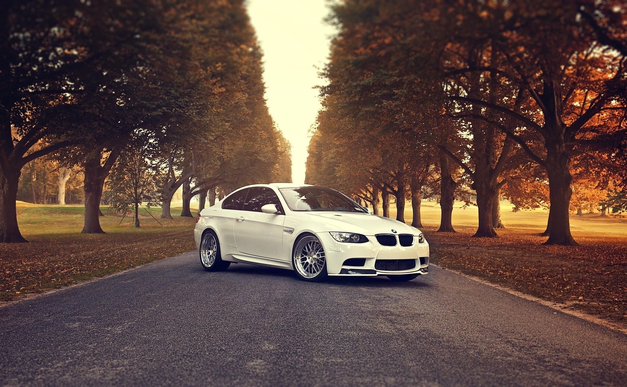 2046x1262 Wallpaper. Cars. photo. picture