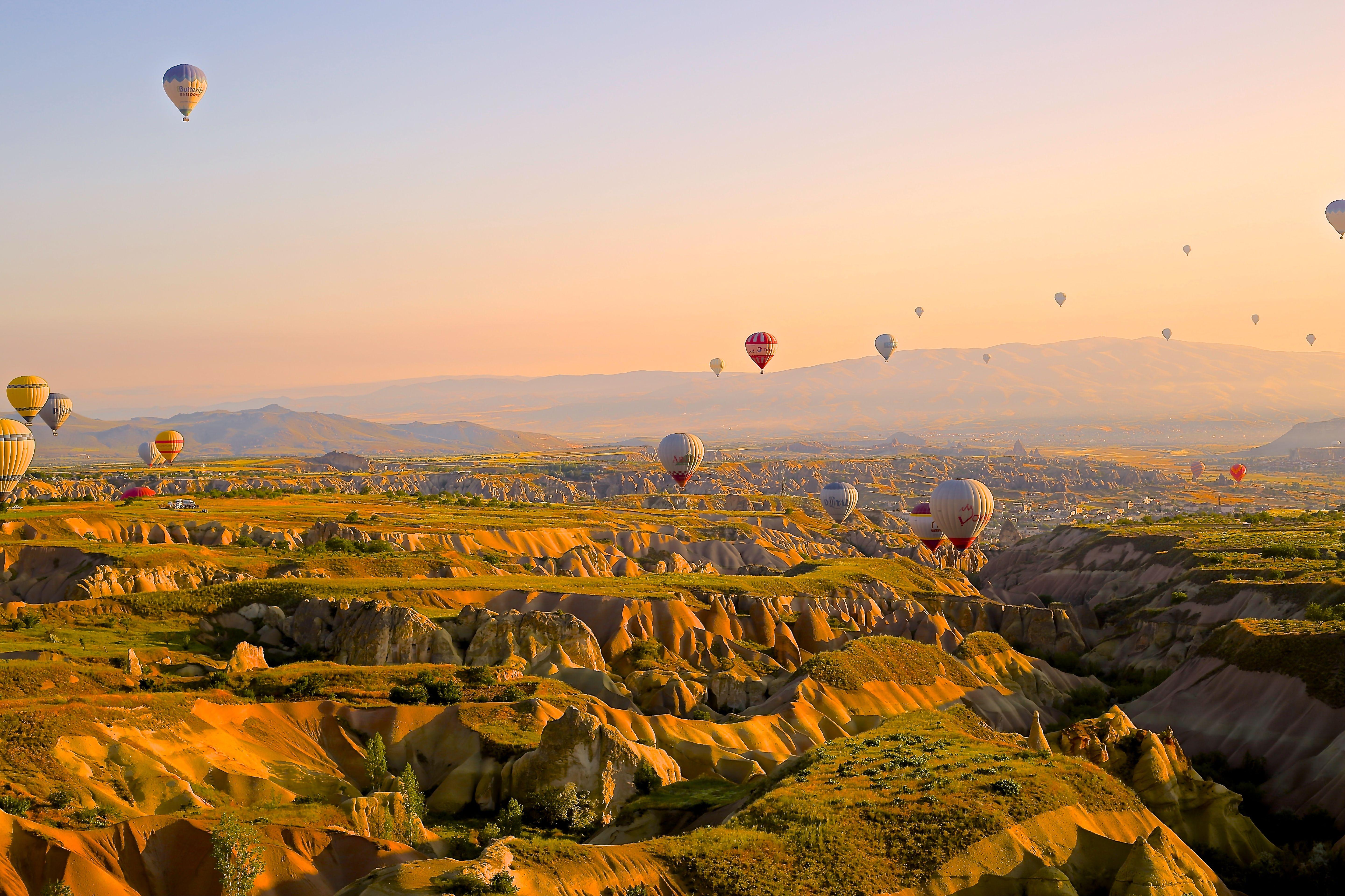 5760x3840 Hot Air Balloons Landscape Image. Free Stock