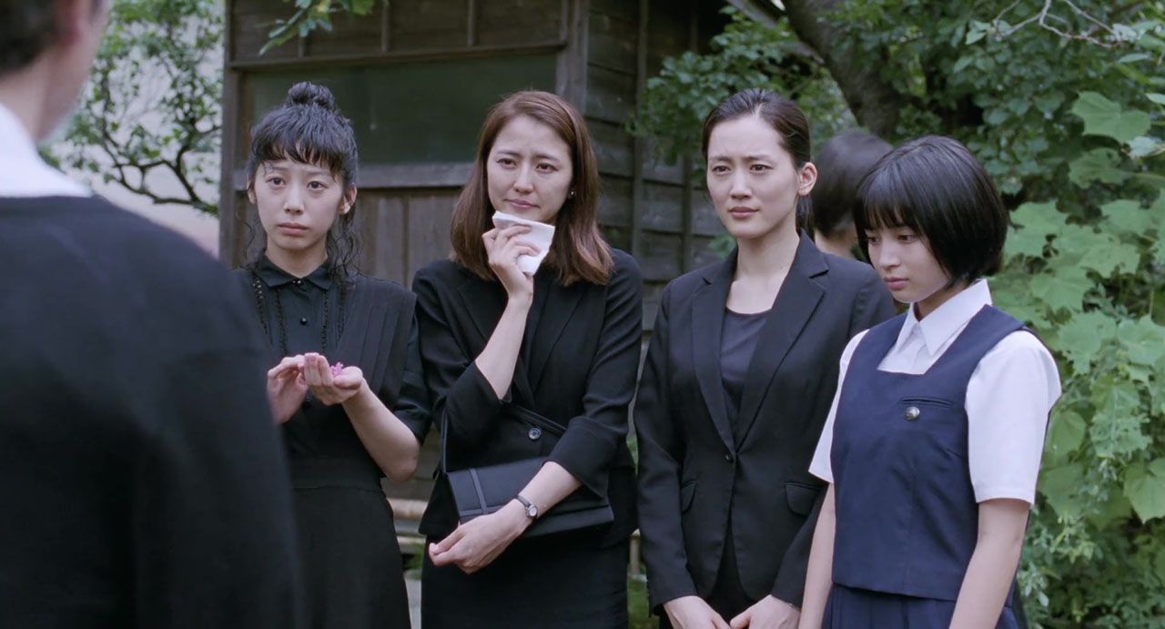 1280x691 Our Little Sister (2015)