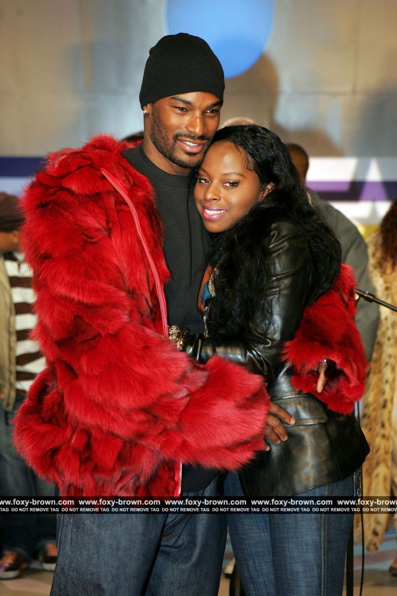800x1200 Foxy Brown