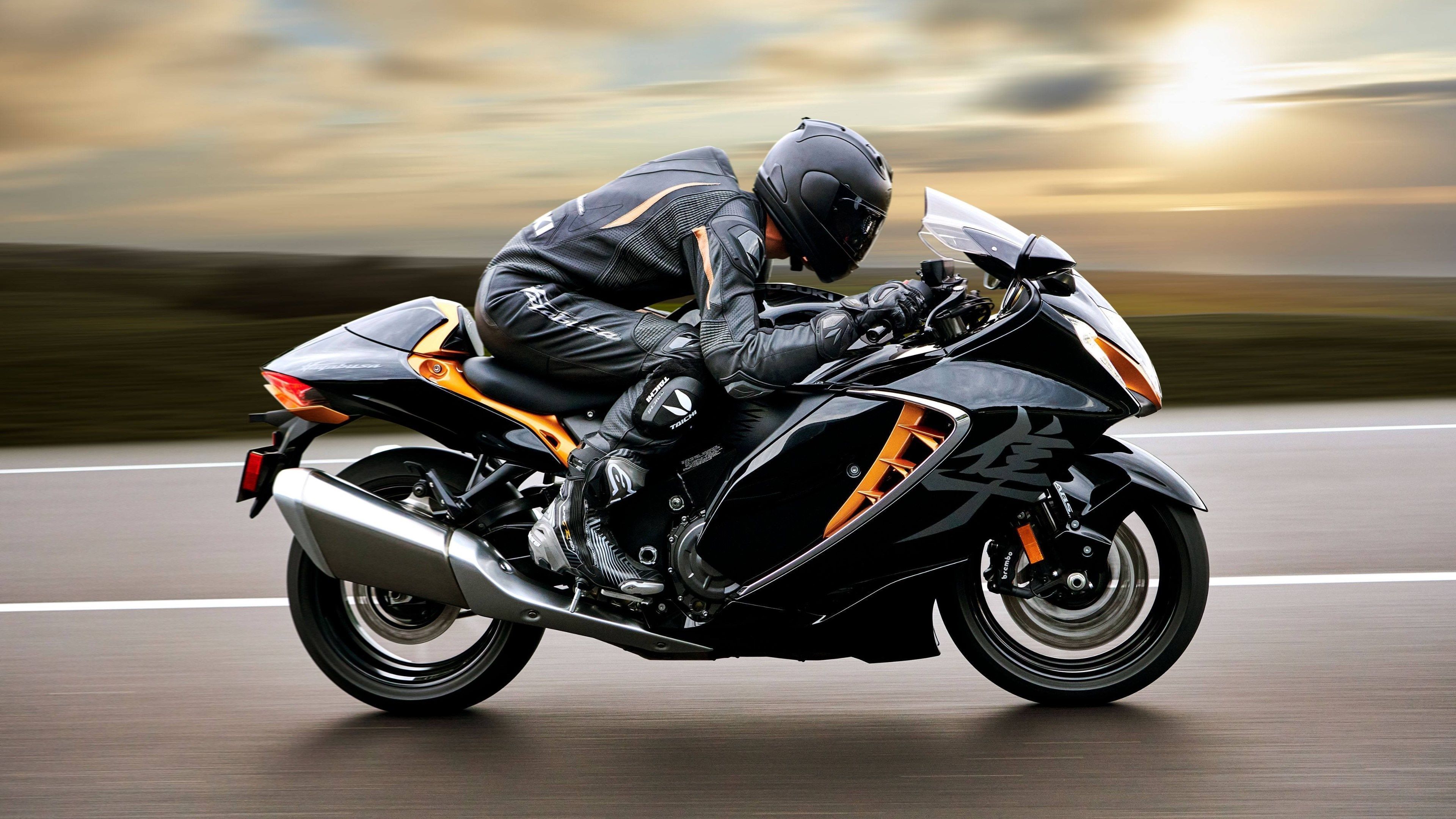 3840x2160 Suzuki Hayabusa