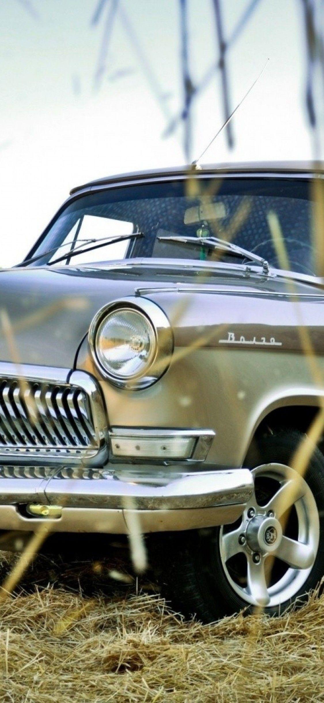 1125x2436 Download 1125x2436 Volga Gaz- Front View, Classic, Cars
