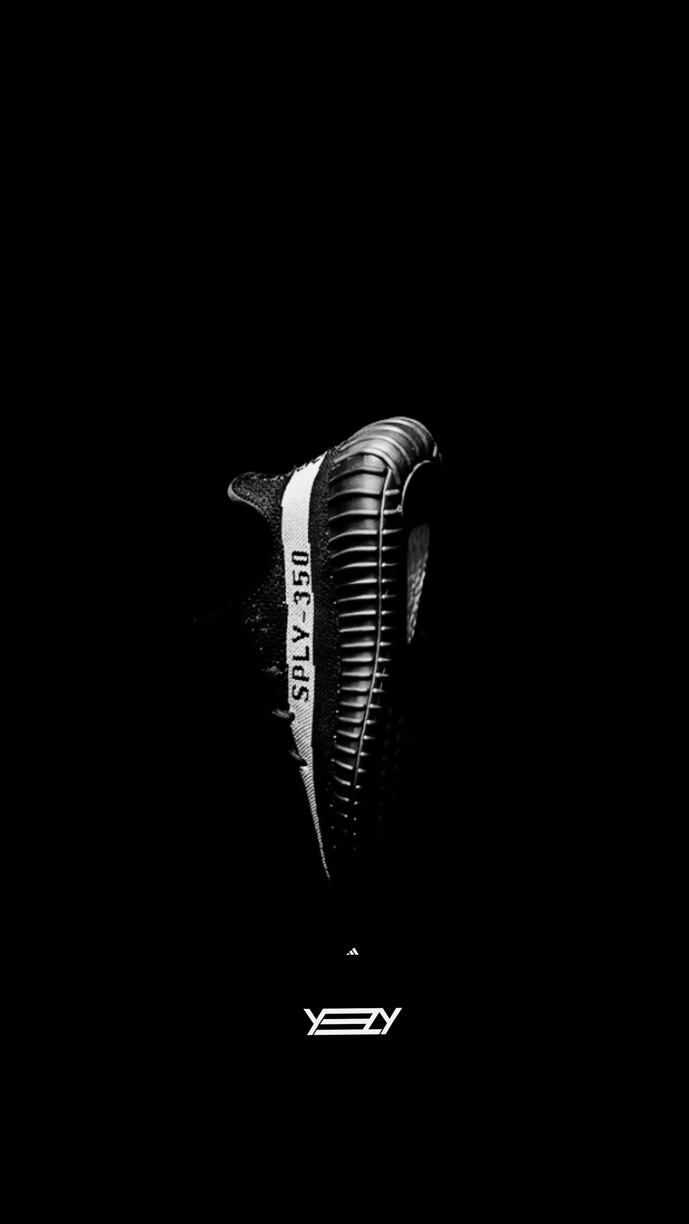 2241x3977 Yeezy Boost 350 V2 Oreo. Street fashion. Sneakers