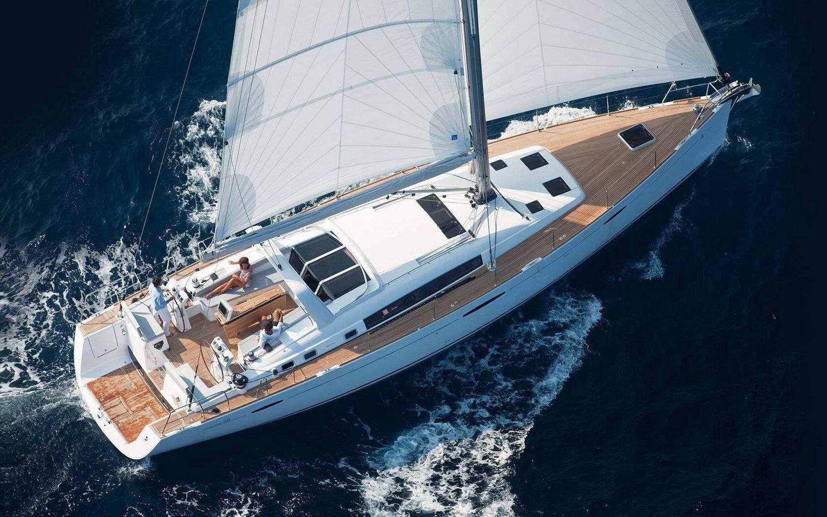 1680x1050 Yacht Wallpaper