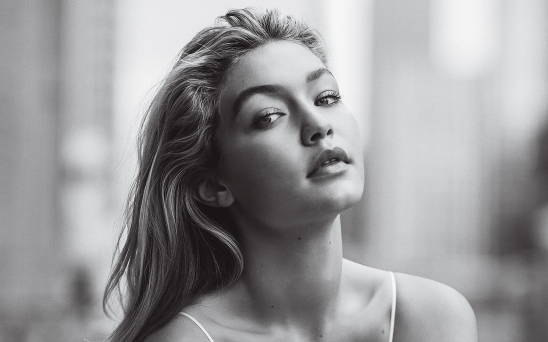 1920x1200 Beautiful Gigi Hadid Wallpaper 2017 Wallpaper