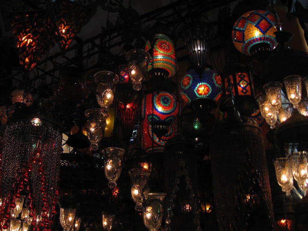 1024x768 You may have seen lamps before, but Turkish lamps beyond amazing