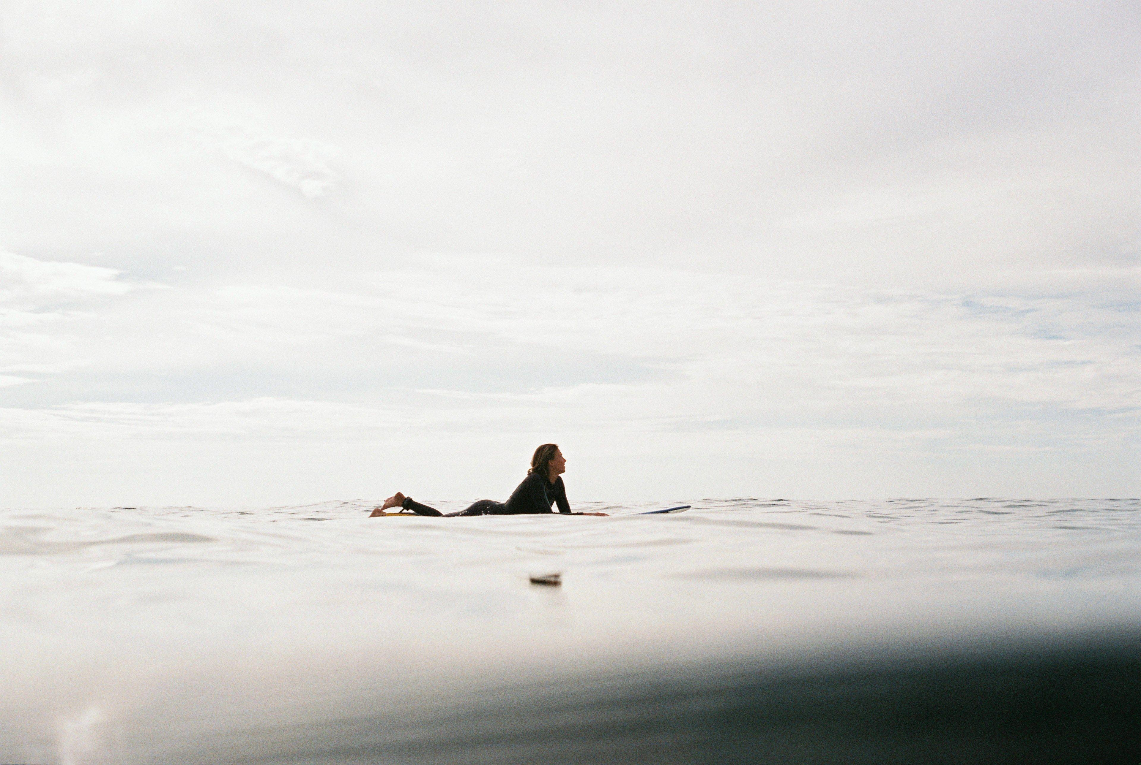 3840x2577 surfer woman surfer girl and girl HD 4k wallpaper and background