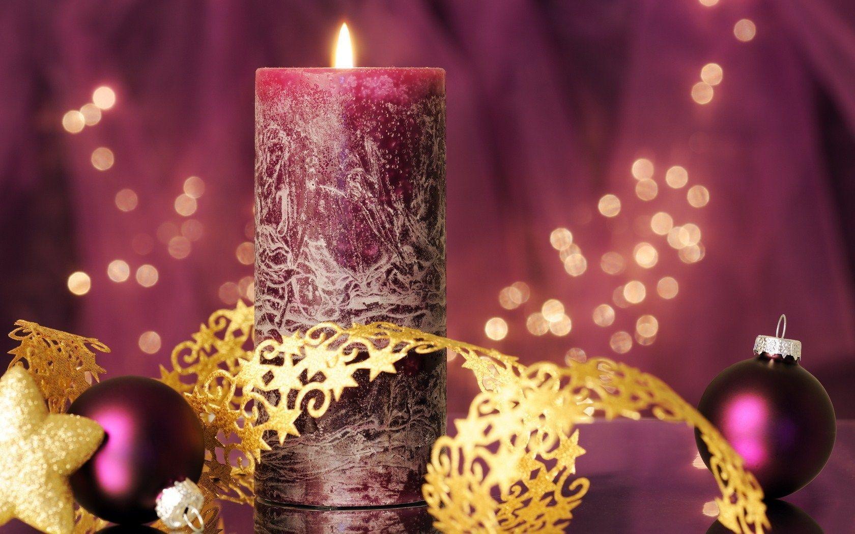 1680x1050 Christmas Candle Wallpaper