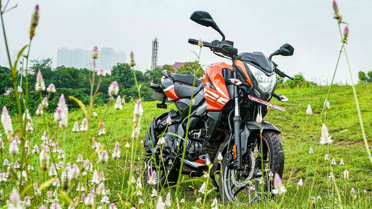 1280x720 Bajaj Pulsar NS125 Review: First Ride