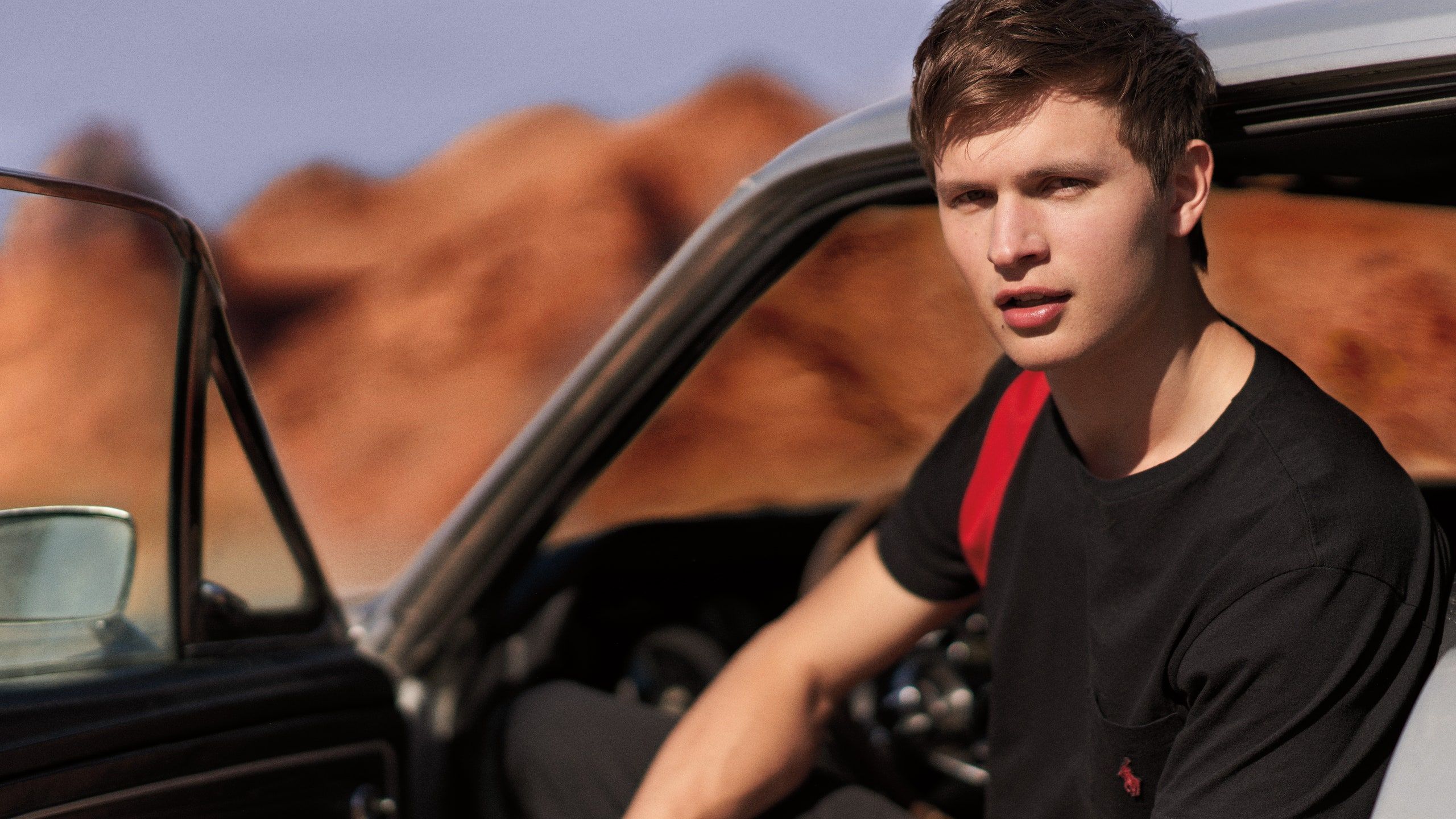 2560x1440 Ralph Lauren Polo Red Rush Fragrance