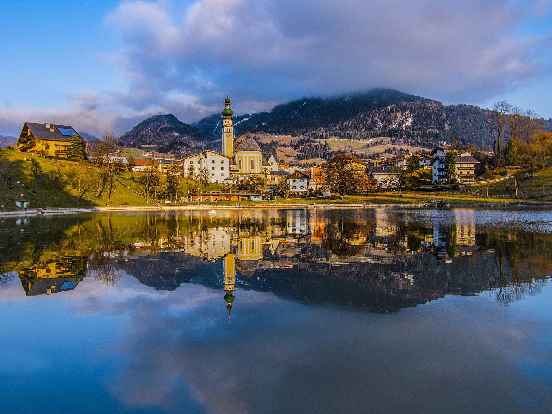 1920x1440 Innsbruck City In The Alps Capital Of Austria's Western