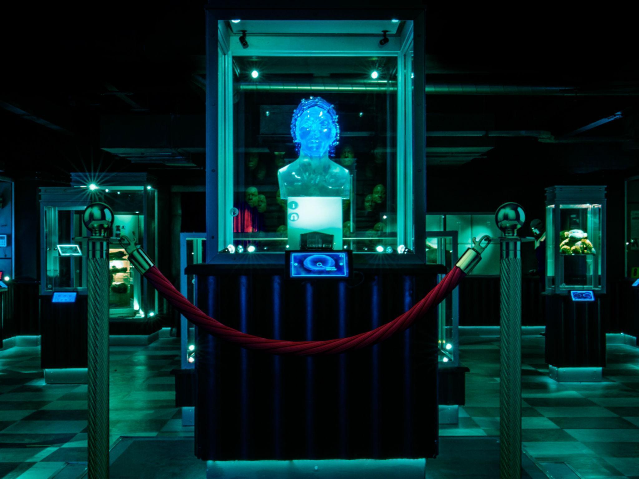 Black Mirror Wallpapers - Top Free Black Mirror Backgrounds