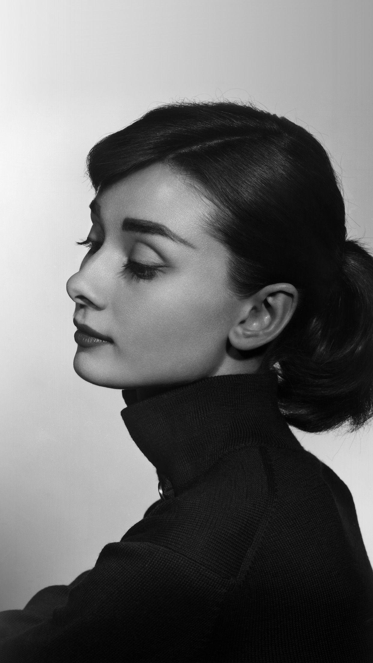 Featured image of post Iphone Audrey Hepburn Wallpaper Hd View and download for free this audrey hepburn wallpaper which comes in best available resolution of 1024x768 in high quality