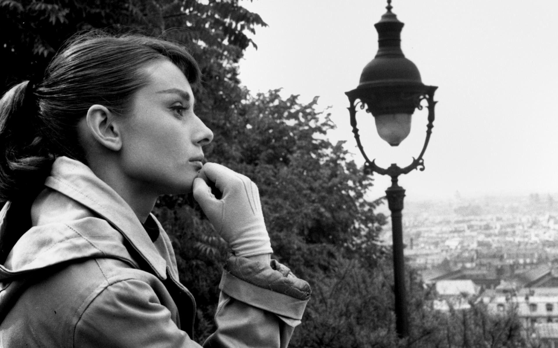 1920x1200 Audrey Hepburn HD Wallpaper for desktop download