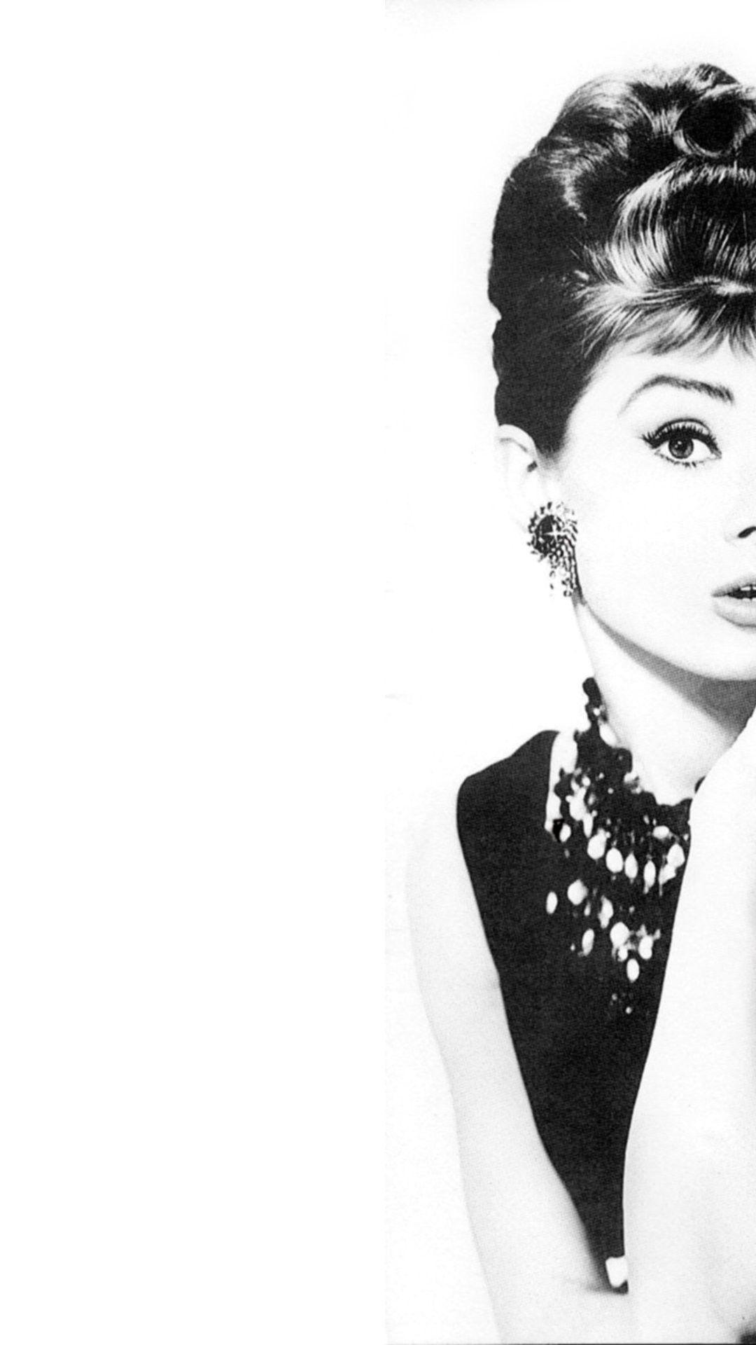 Audrey Hepburn Iphone Wallpapers Top Free Audrey Hepburn Iphone Backgrounds Wallpaperaccess