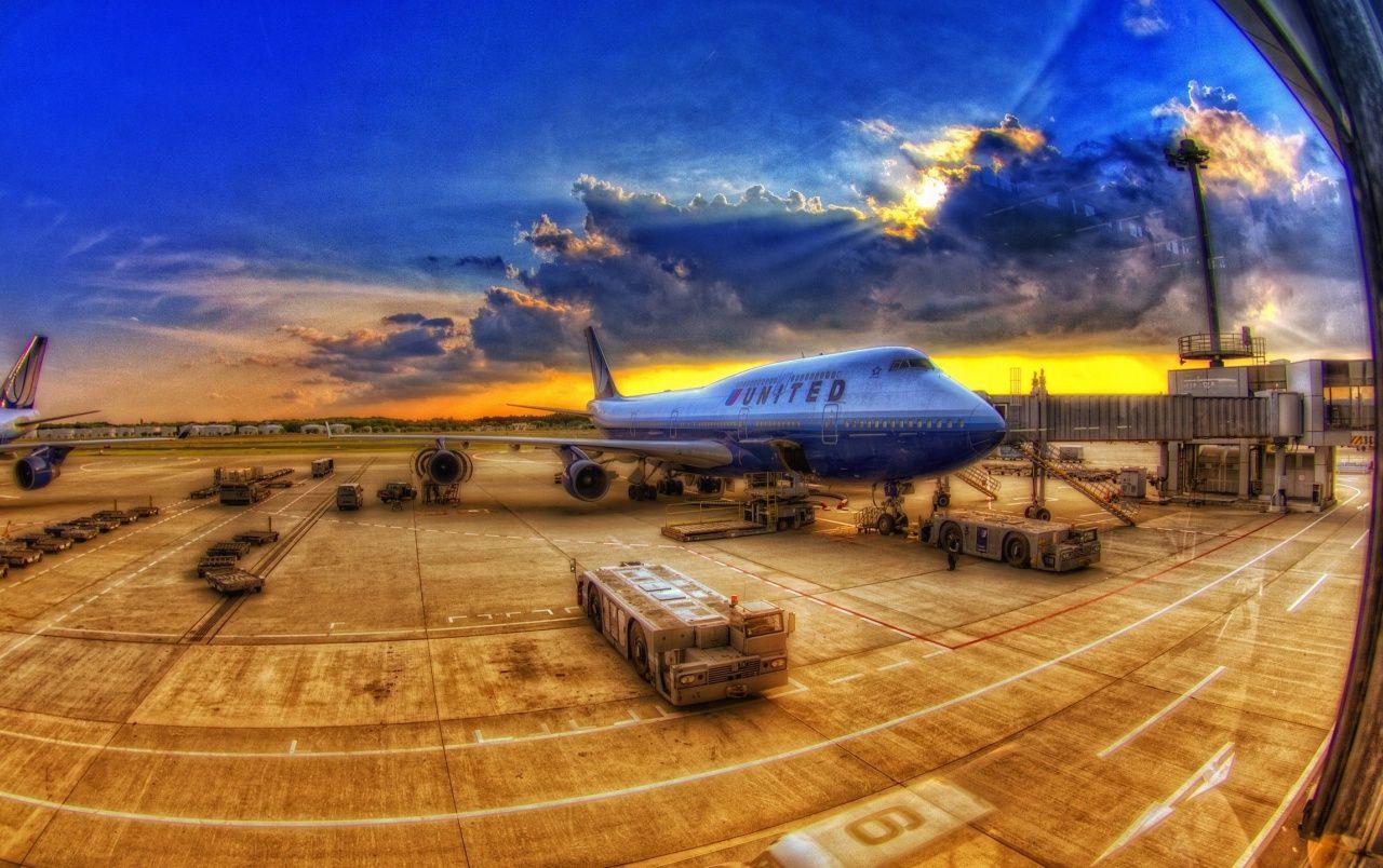 1280x804 Airport wallpaper. Airport