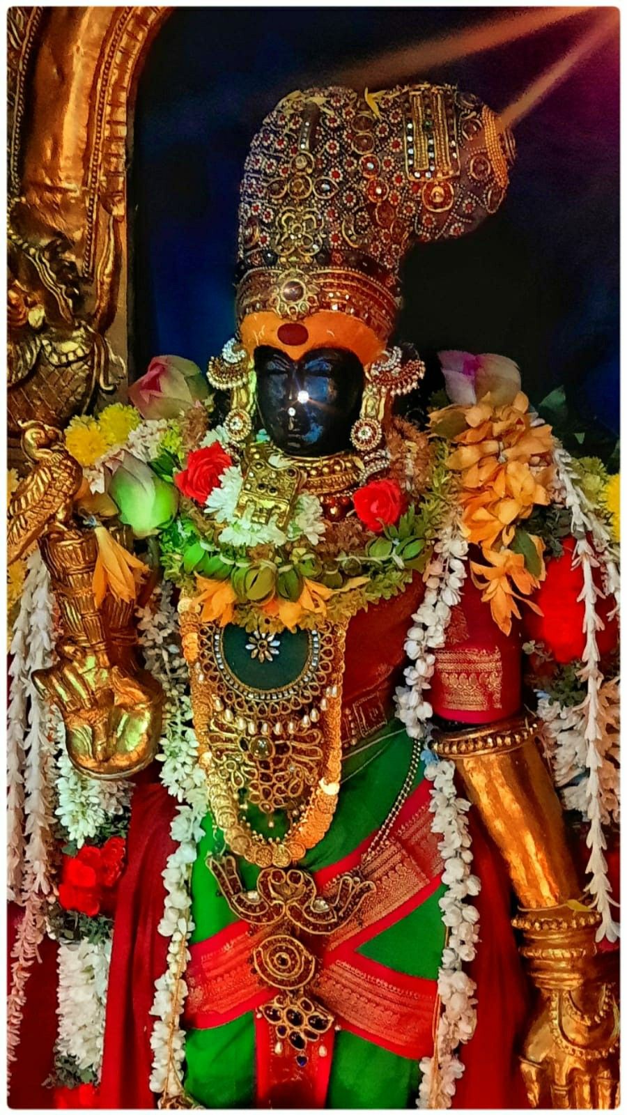 900x1600 Madurai Meenakshi Moolavar. Madhurai