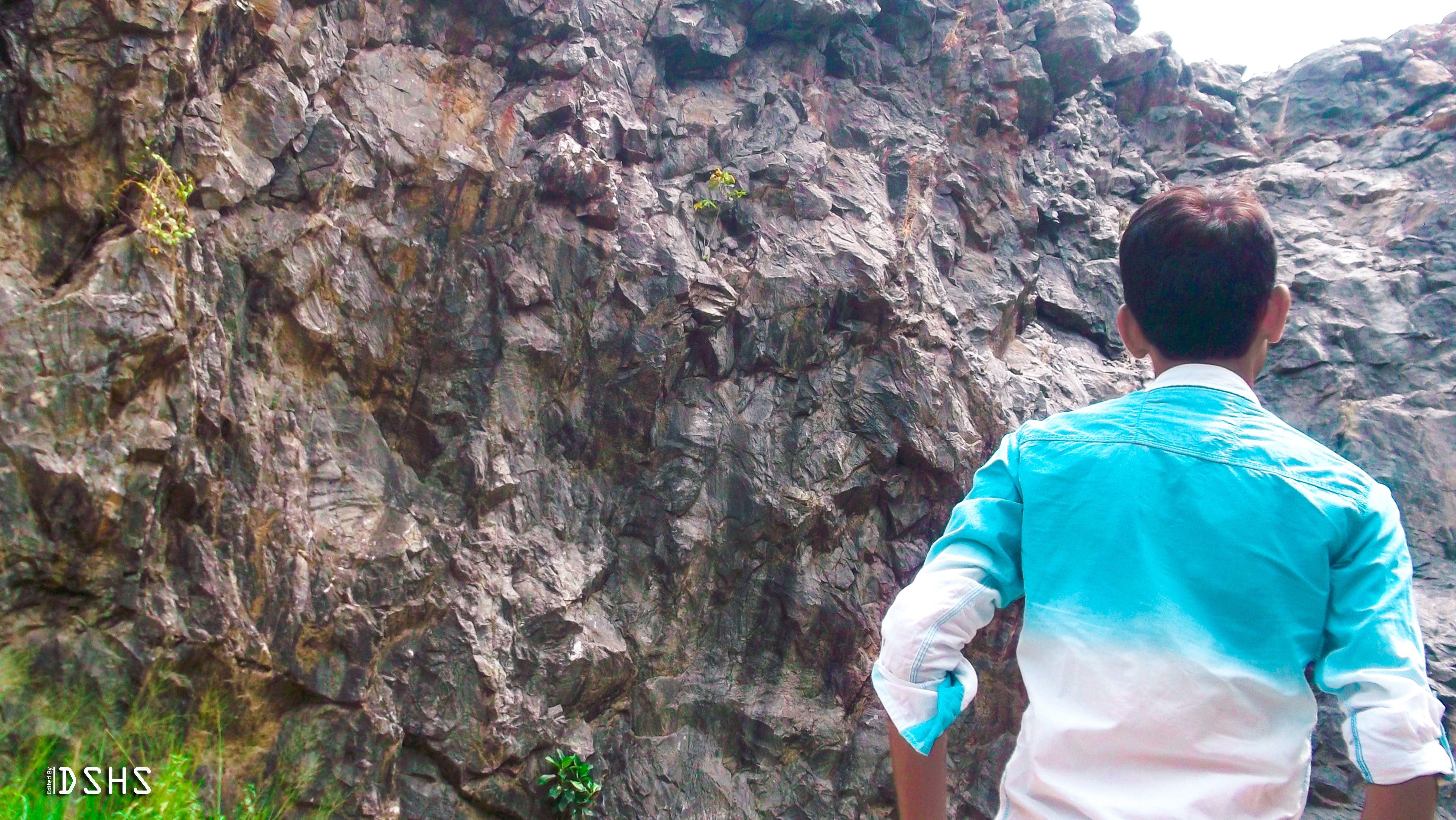 4288x2416 Free of boy, mountains, sri lanka wallpaper