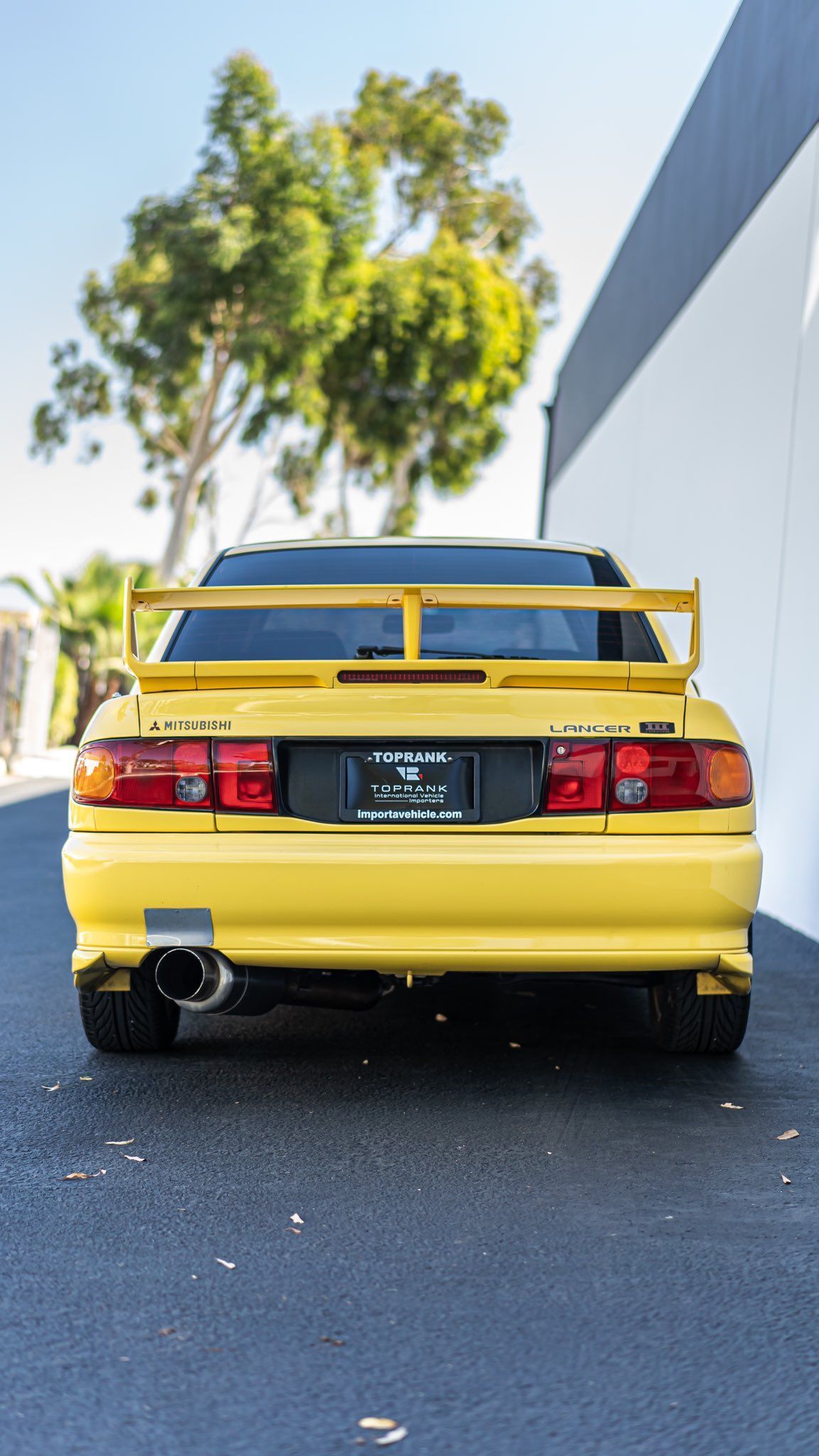 1152x2048 Mitsubishi Evo 3 Wallpaper