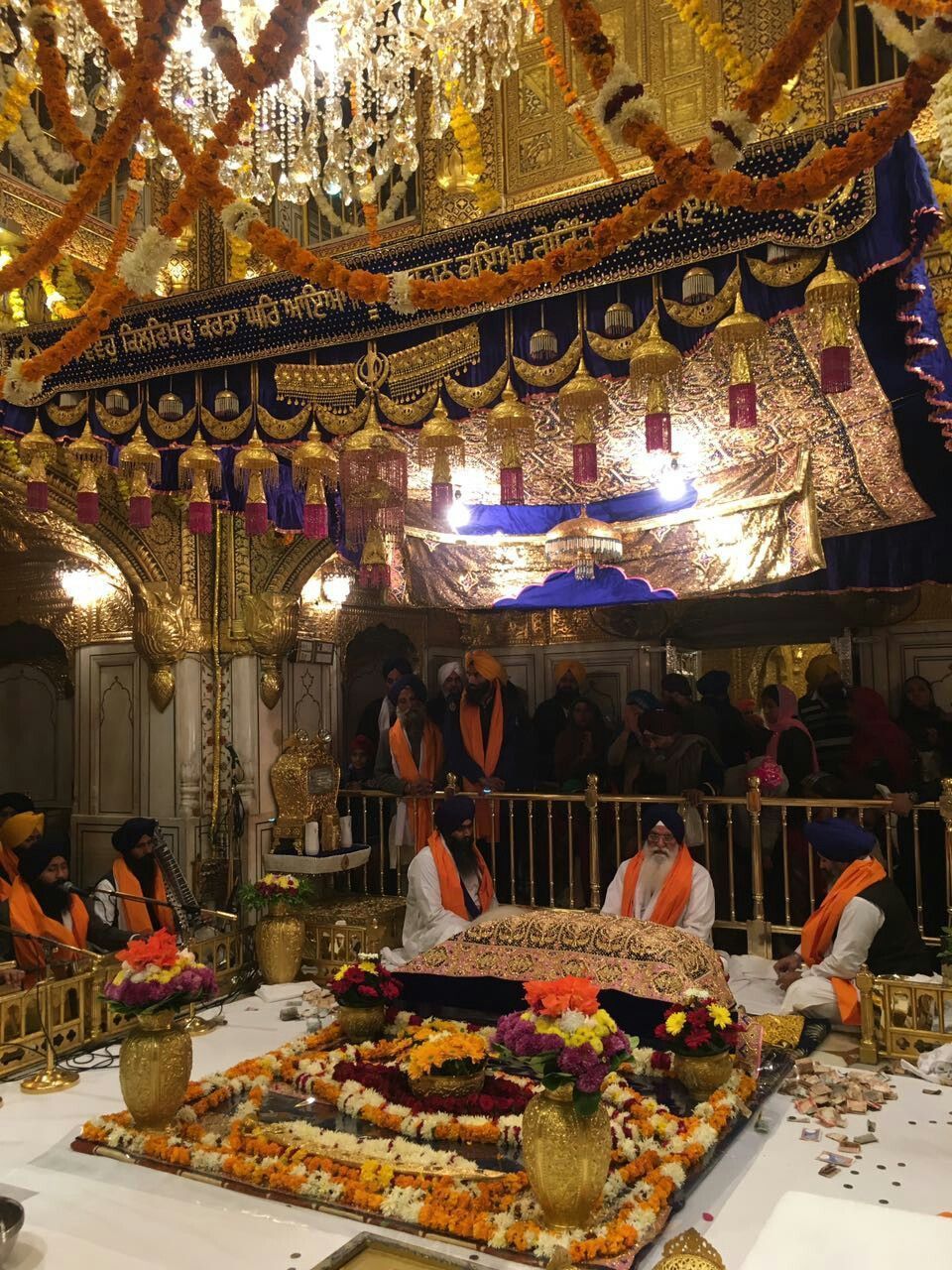 960x1280 Golden temple