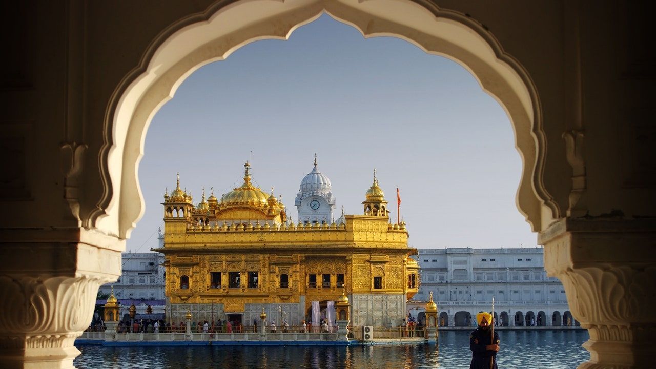 1280x720 Golden Temple in Amritsar