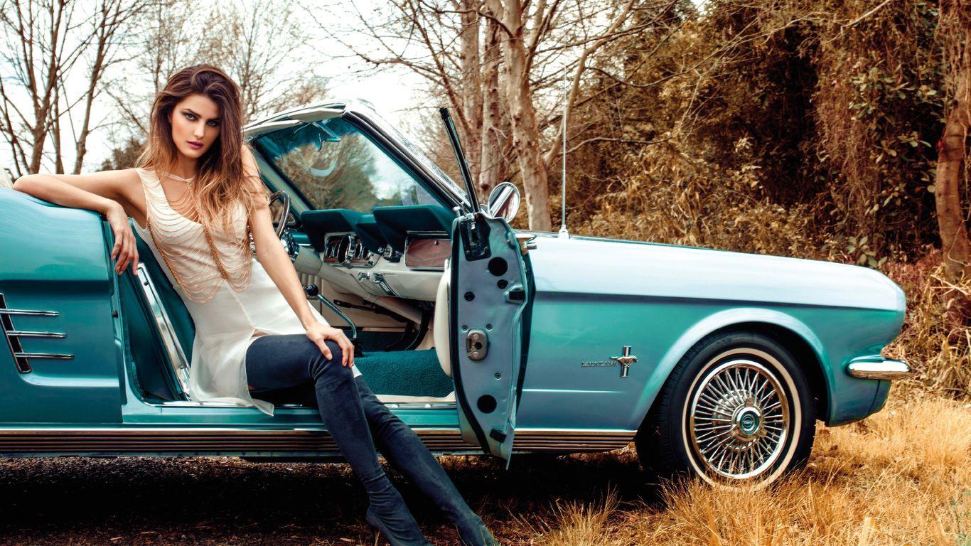 1366x768 Model Sitting In Vintage Car 1366x768 Resolution HD