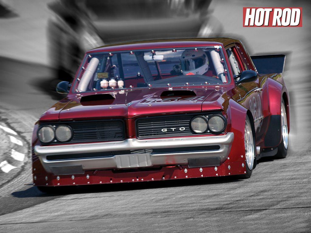 1024x768 Muscle Car Picture Wallpaper