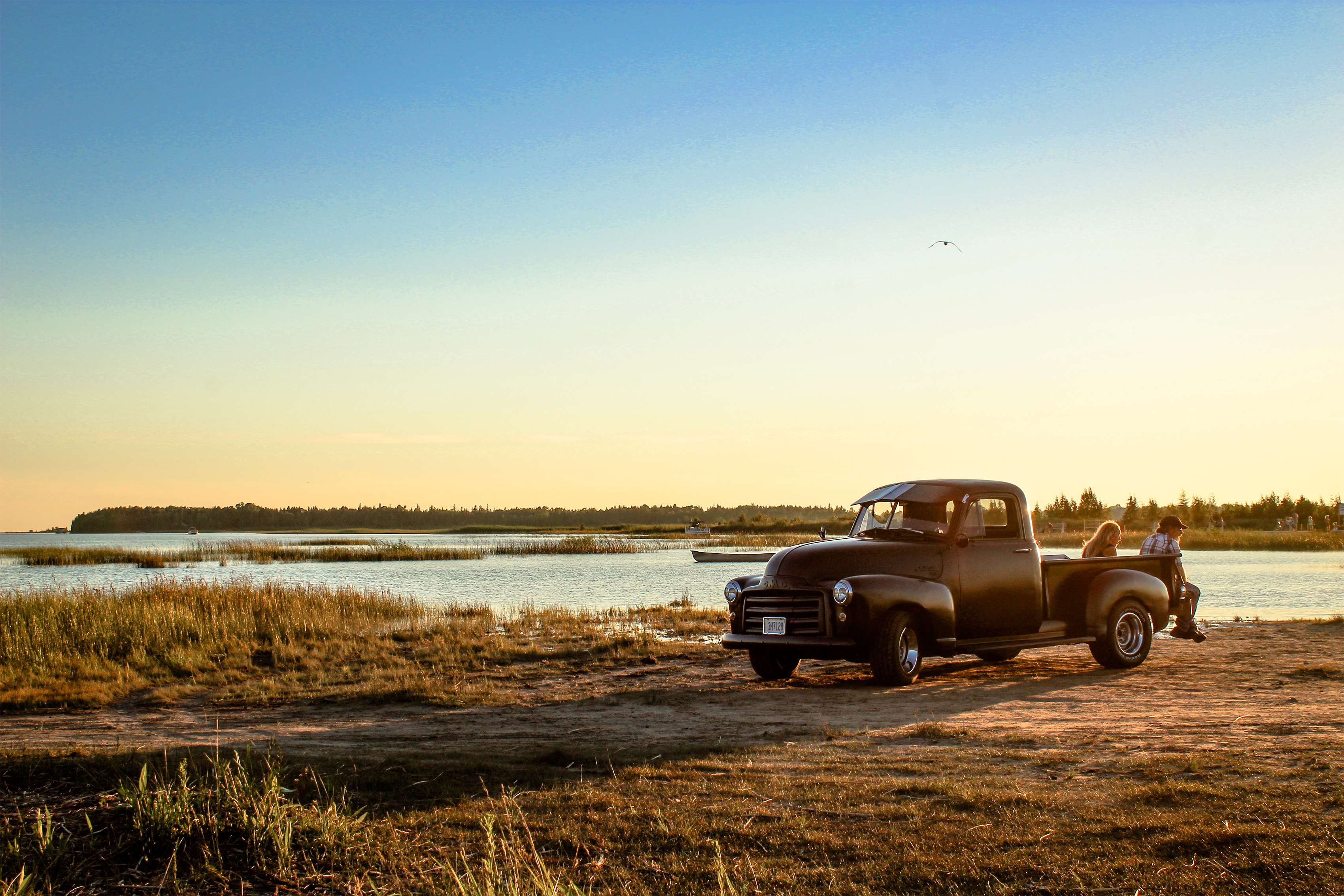 3400x2267 canada, classic car, couple, lake, old truck