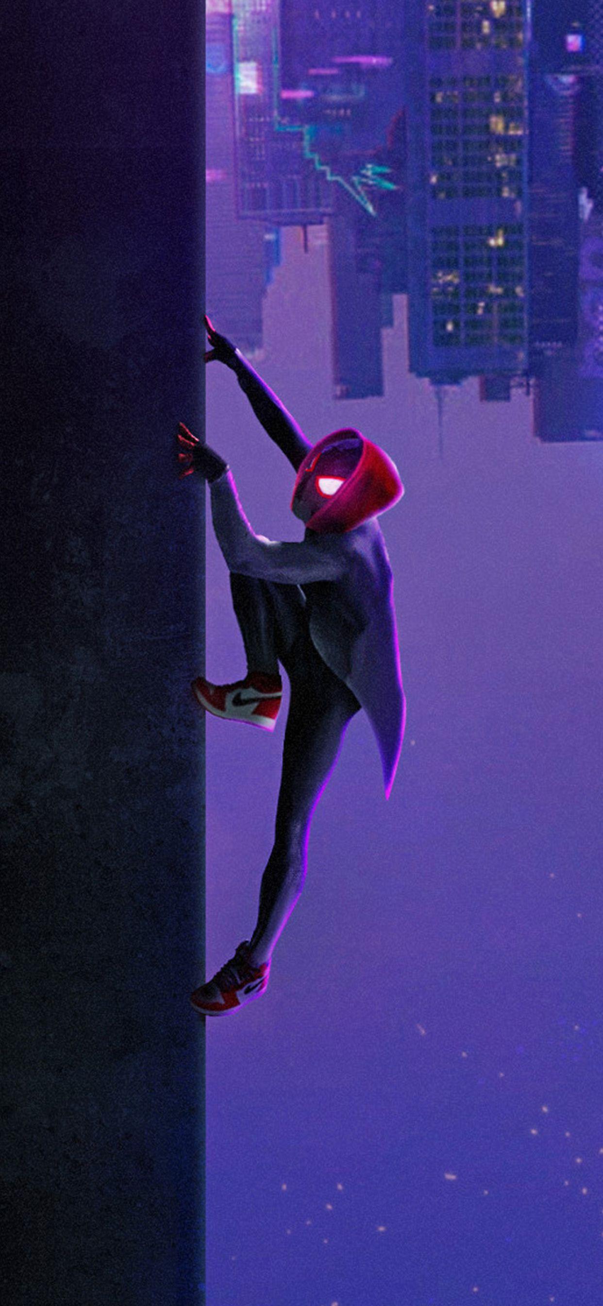 1242x2688 Miles Morales trong Spider Man Into The Spider Verse