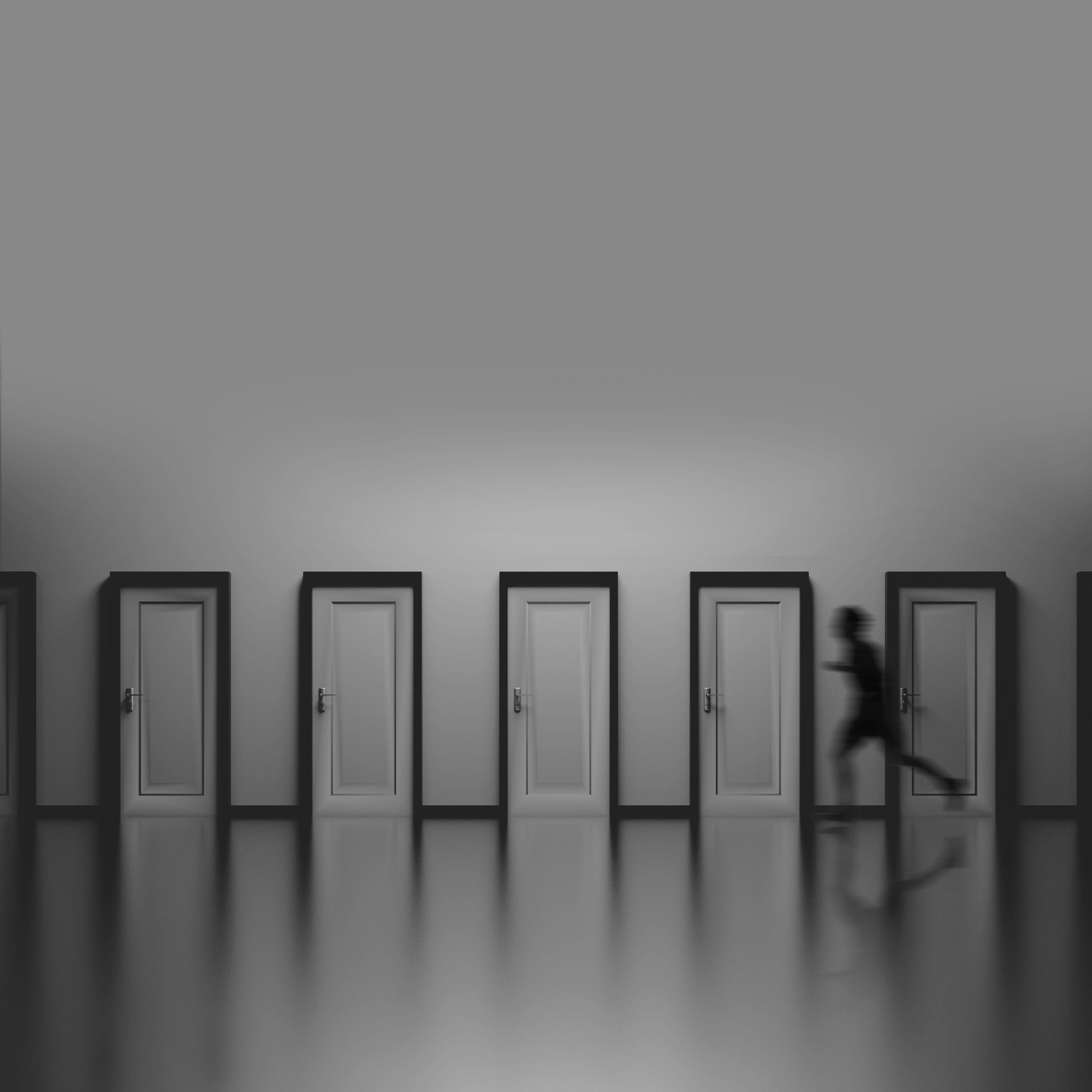 3000x3000 Download wallpaper 3000x3000 doors, silhouette, running, bw