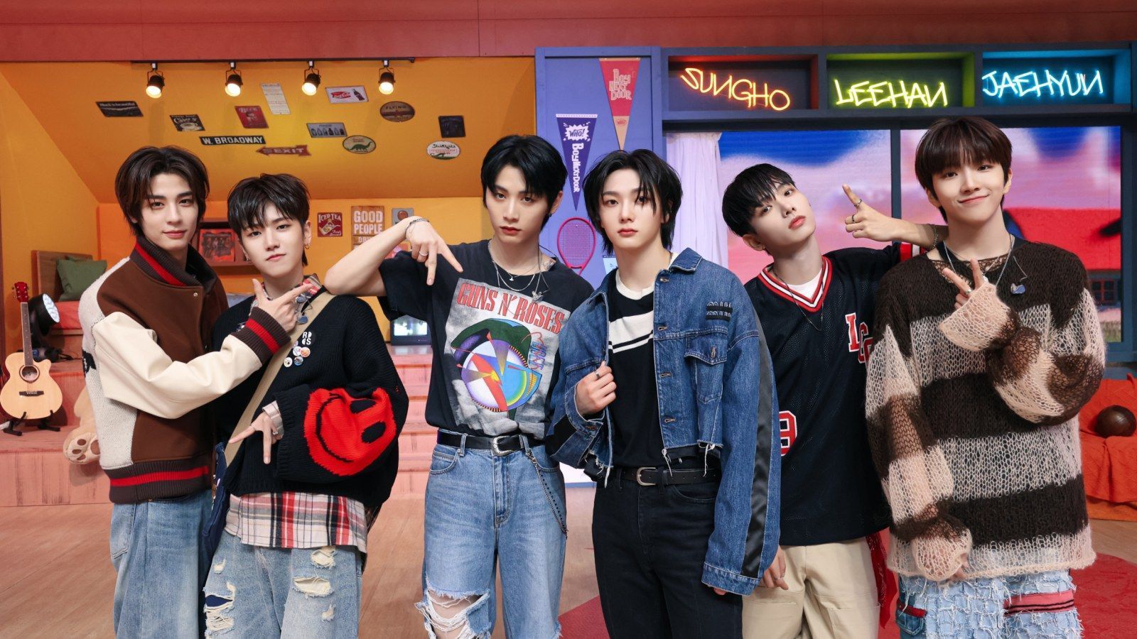 1600x900 K Pop Boy Group