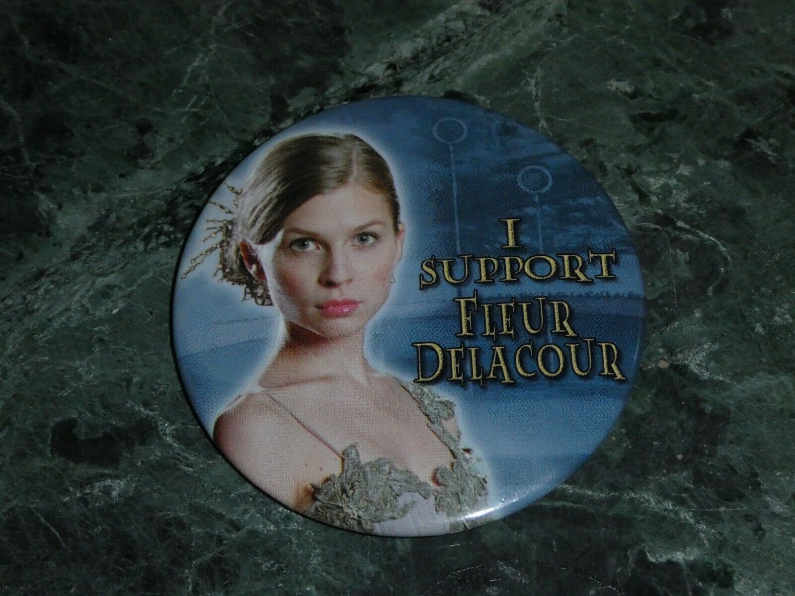 1600x1200 vtg Fleur Delacour 3 BUTTON Harry