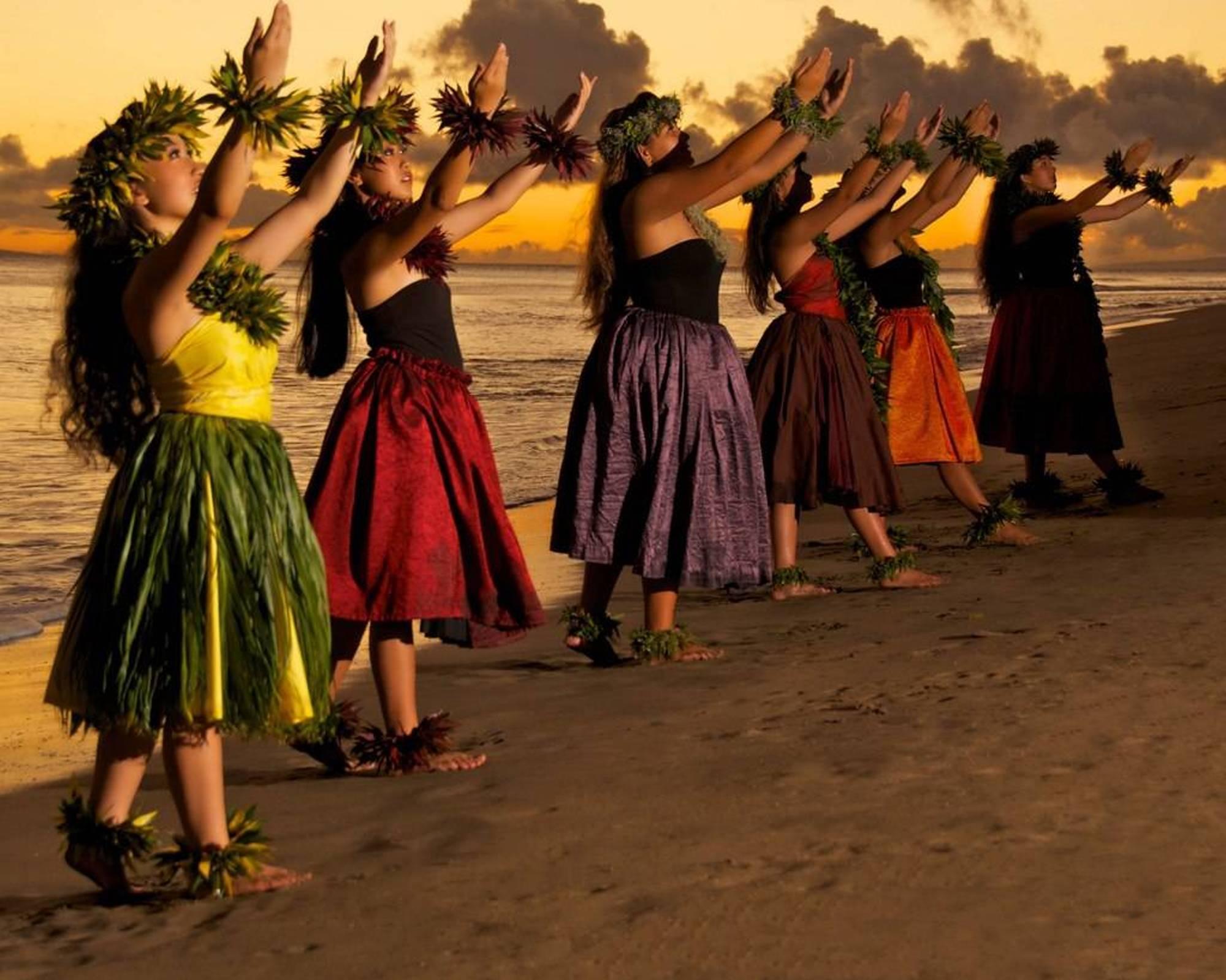 Таитянский танец. Гавайи танец хула. Танец хула хула Гавайский. Гавайи фестиваль АЛОХА. Гавайские острова хула.