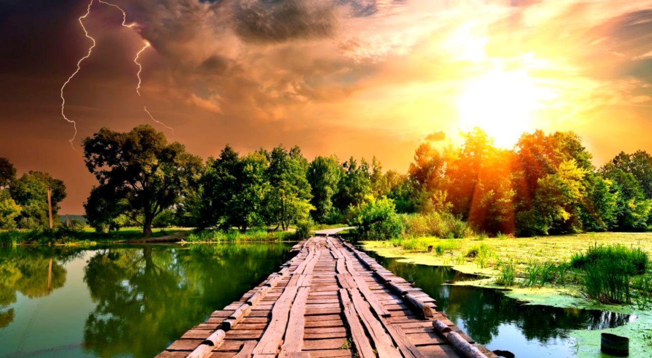 1297x714 Lightning Lake HD Wallpaper