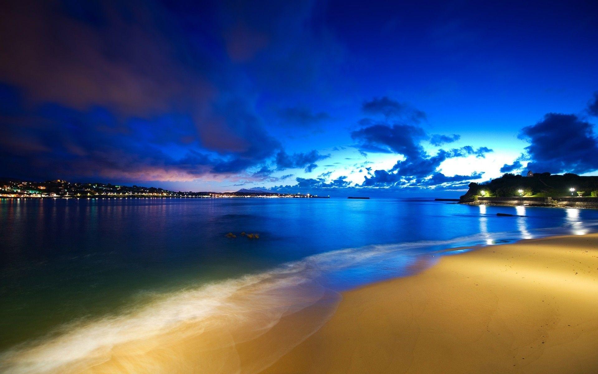 1920x1200 Fiji Wallpaper