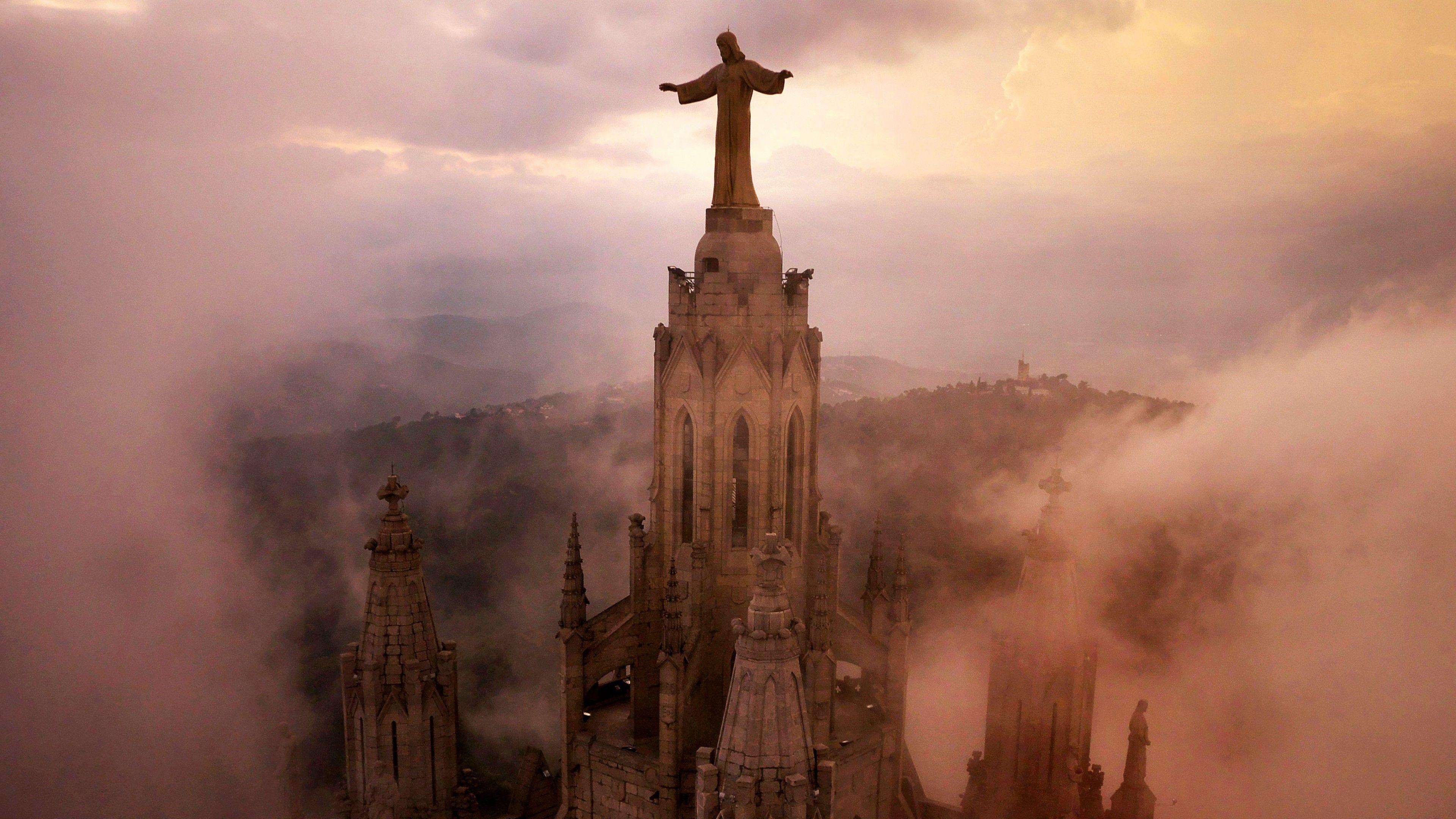 3840x2160 Wallpaper Church of the Sacred Heart of Jesus, Barcelona