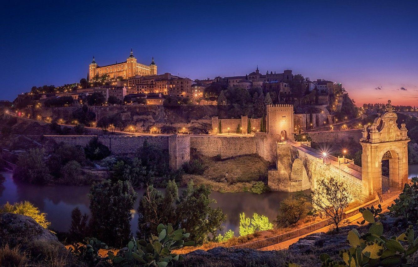 1332x850 Wallpaper night, the city, lights, castle, panorama, Spain