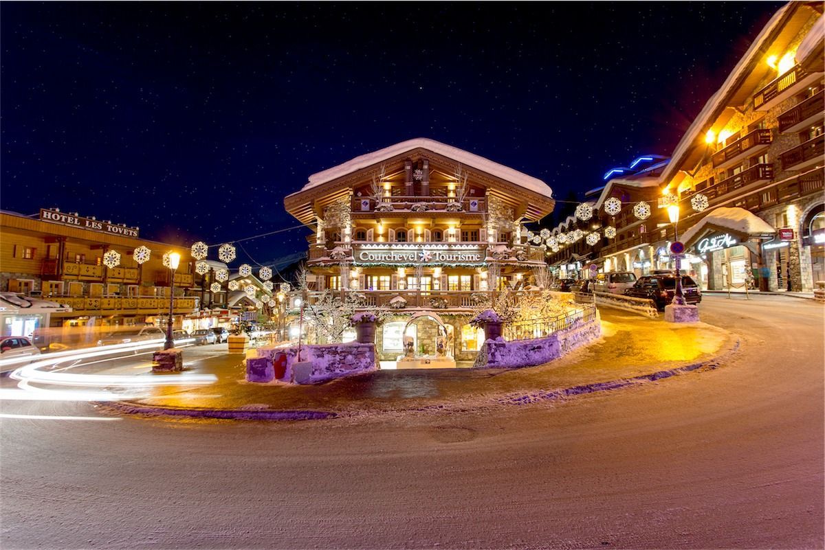 1200x801 Courchevel Transfers
