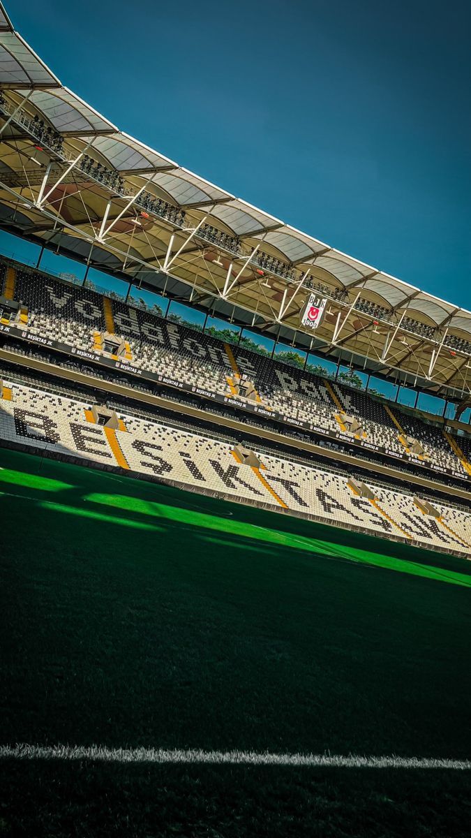 675x1200 Vodafone Park Beşiktaş