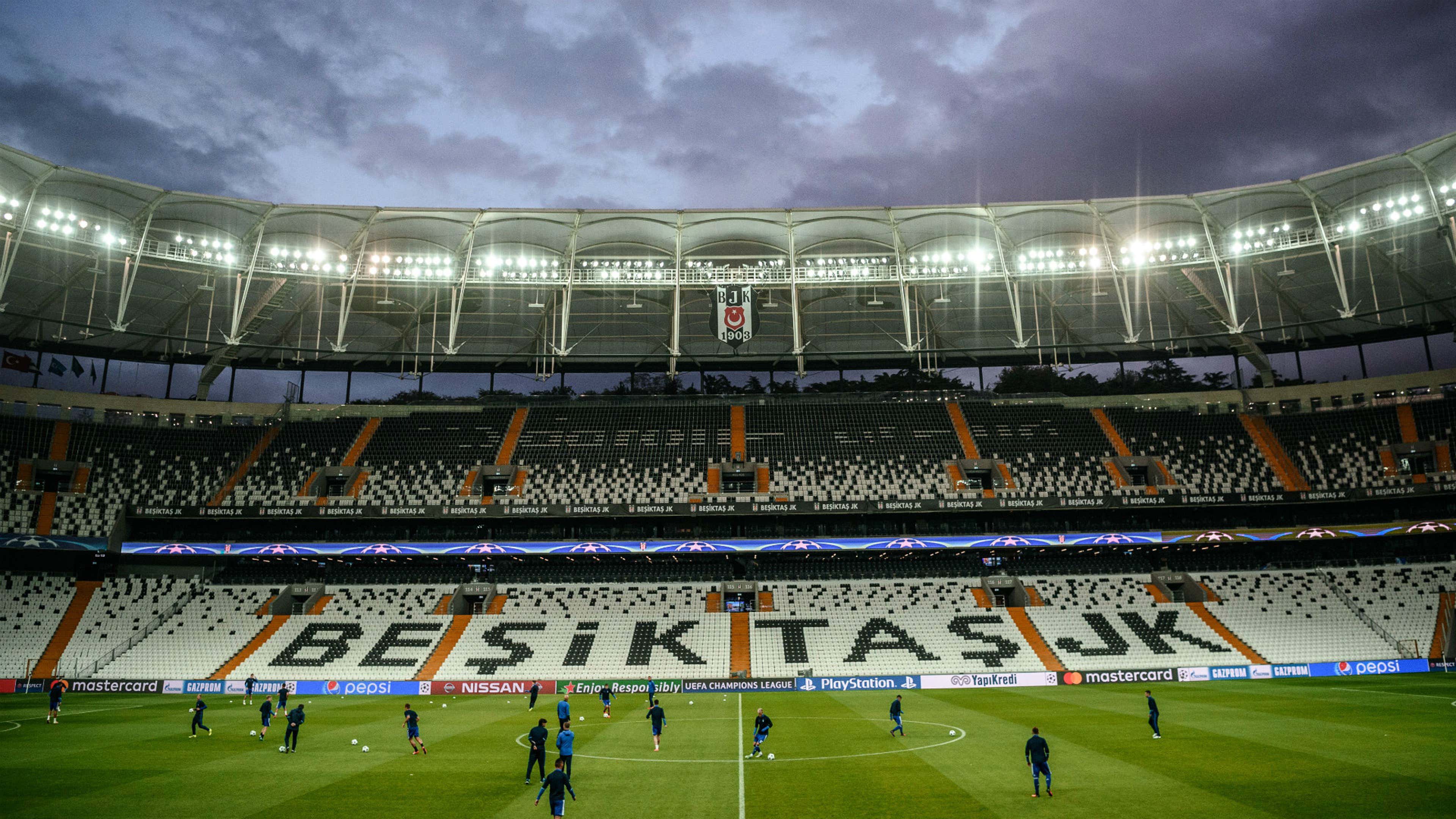 3840x2160 Car bomb outside of Besiktas stadium