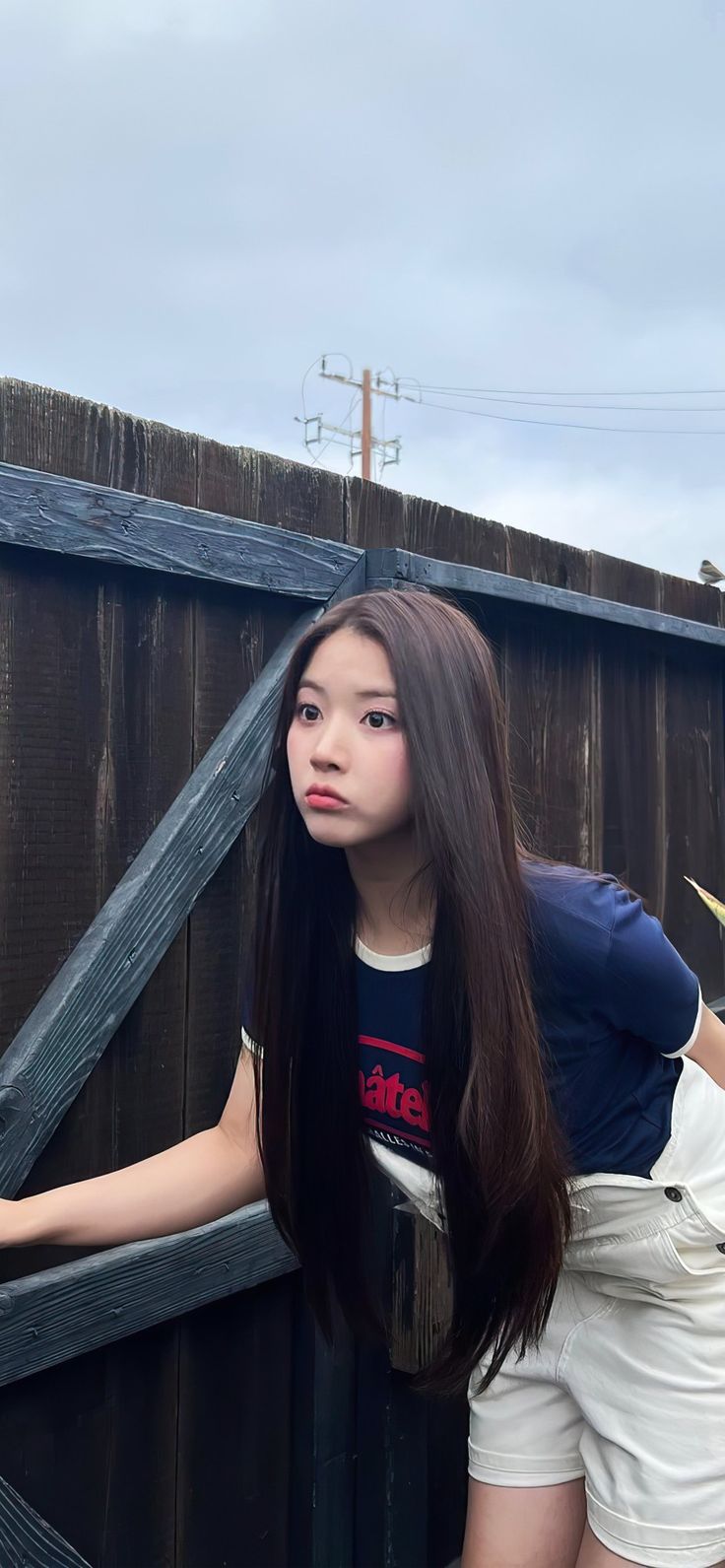 736x1591 jiwoo wallpaper crdts to