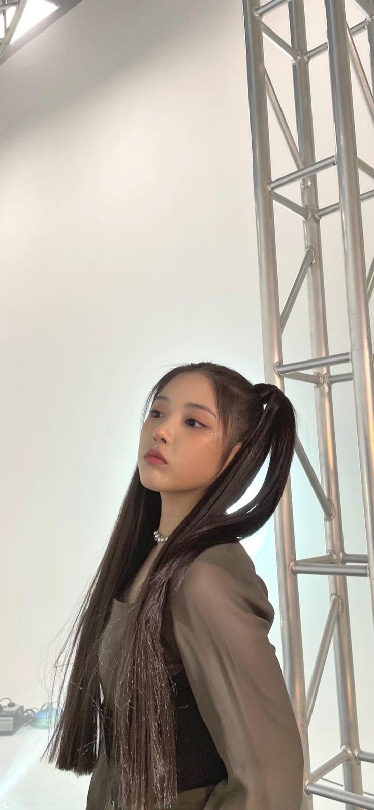 736x1593 Jiwoo Wallpaper