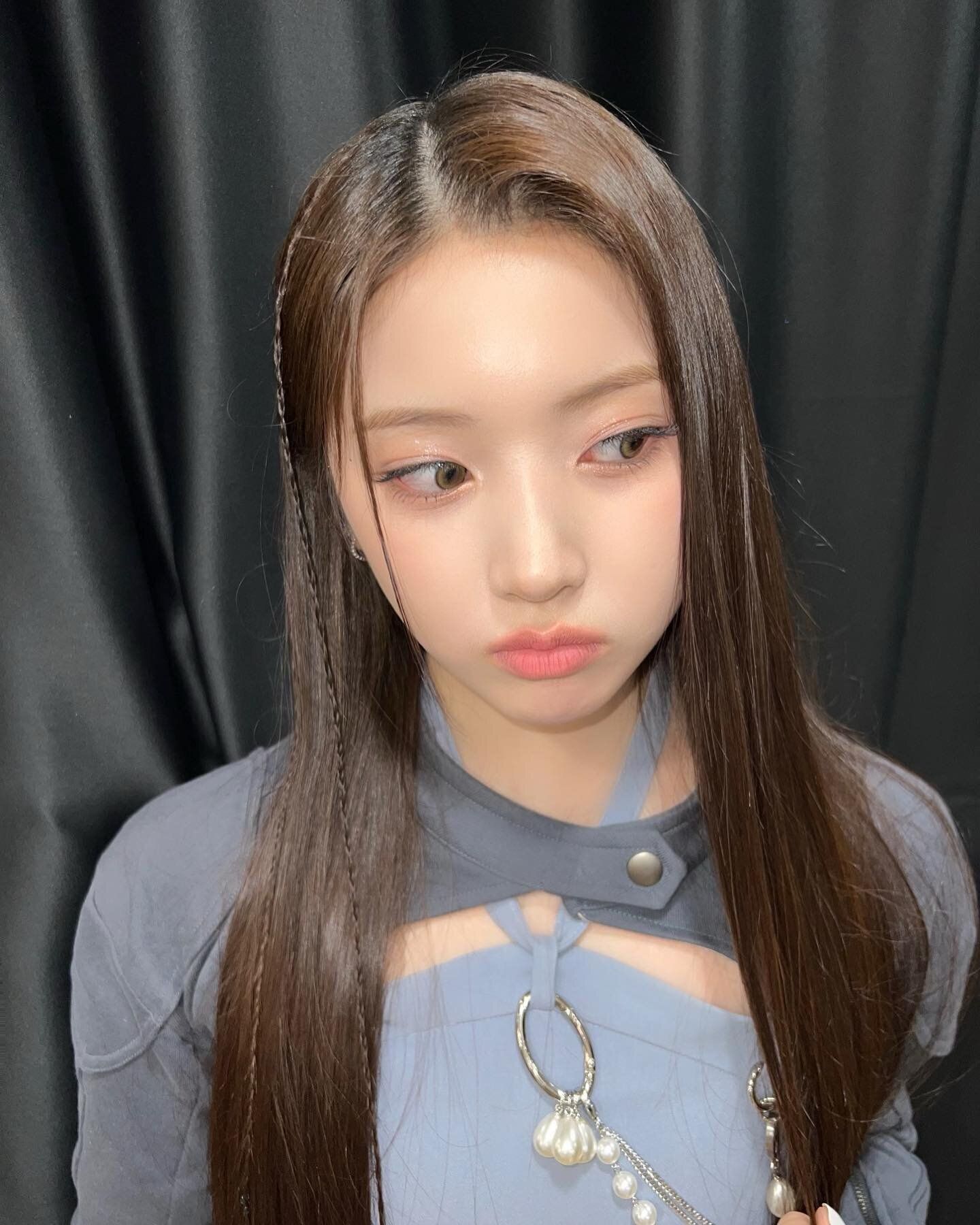 1440x1800 NMIXX Instagram Update