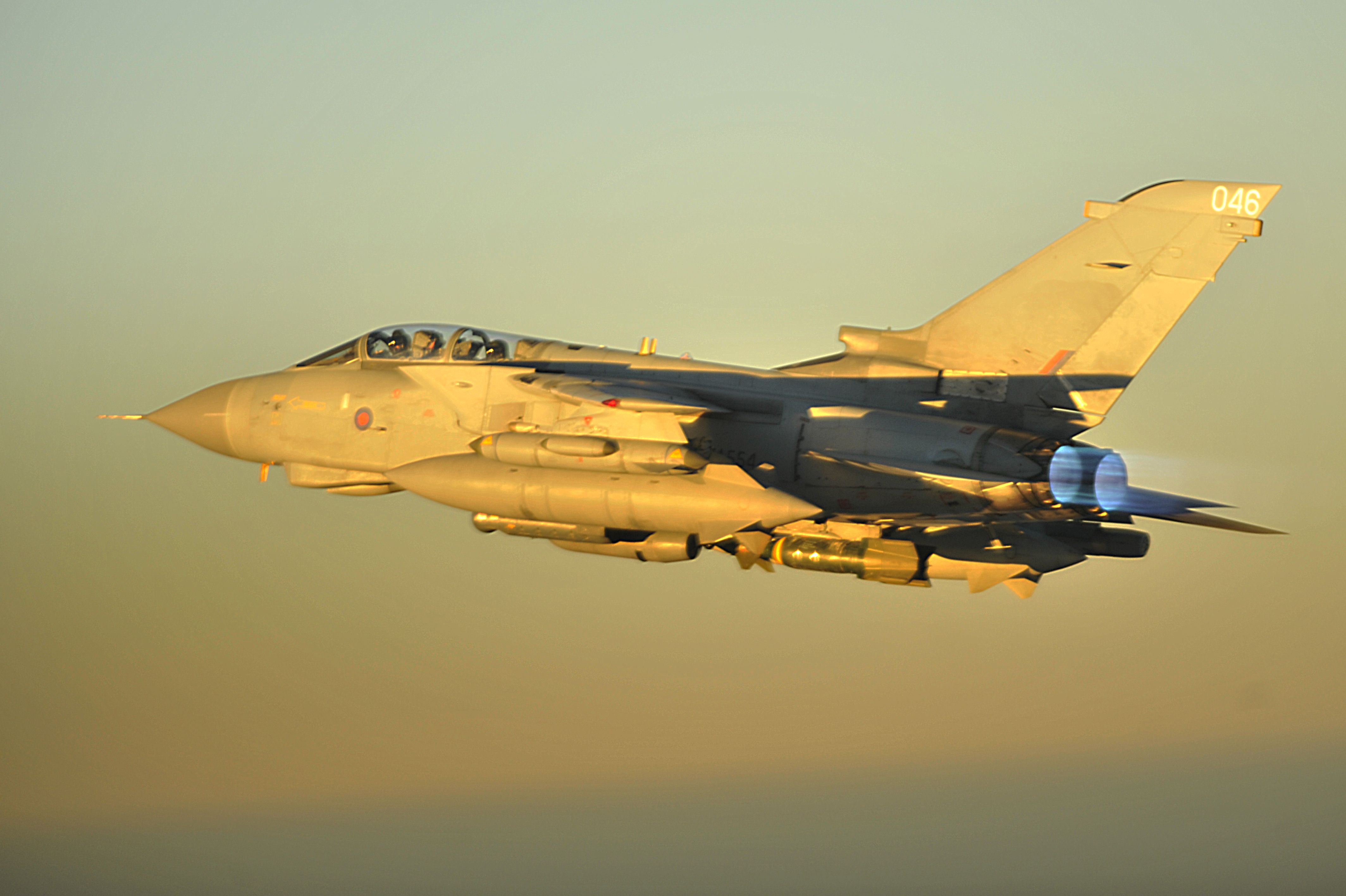 4256x2832 Tornado GR4 12Sqn RAF Iraq Sep2008