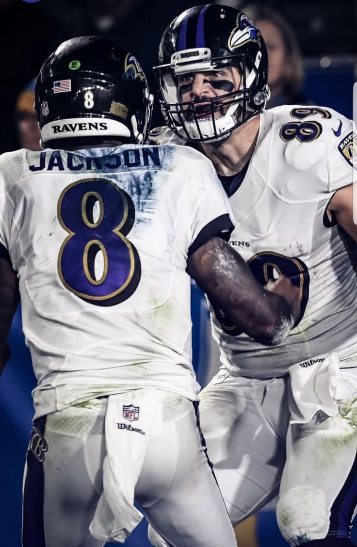 736x1128 Lamar Jackson and his number one target