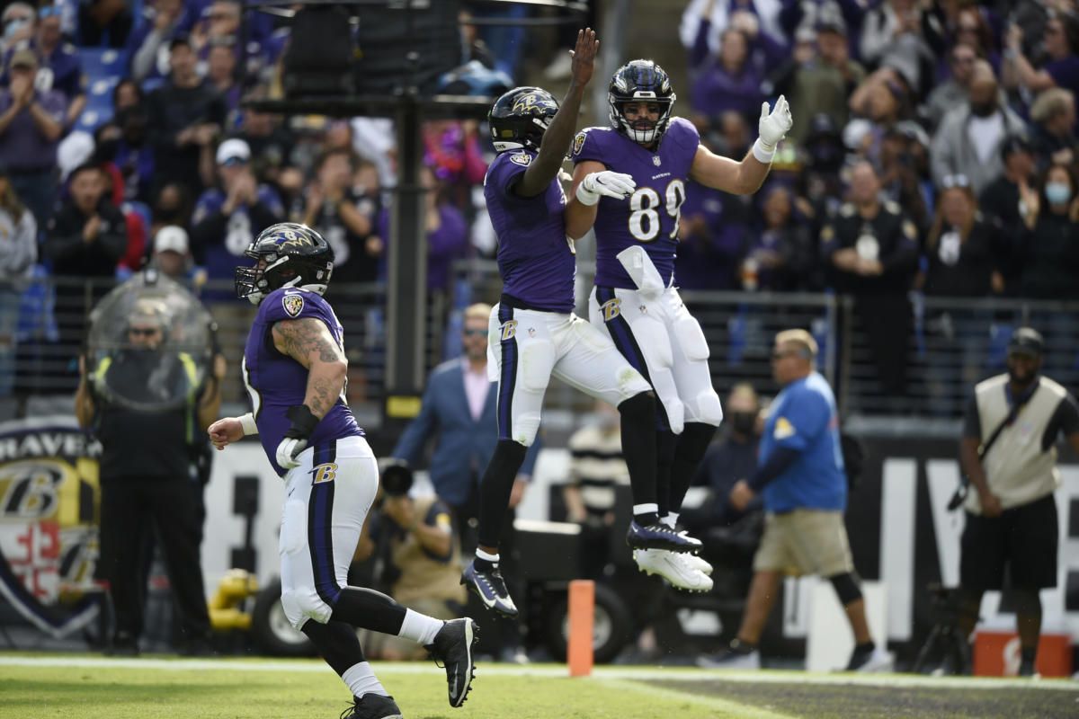 1200x800 Ravens TE Mark Andrews and QB Lamar